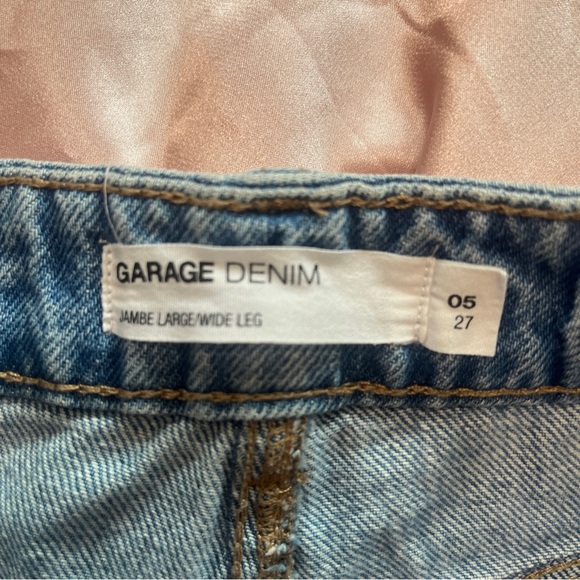 Garage Distressed High Waisted Wide Leg Jeans, Size 05/27, Barely Worn - Picture 3 of 3